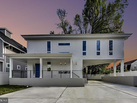 2nd image of 2932 University Blvd W