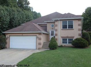 9 Brookside Pl, Morgantown, WV 26505