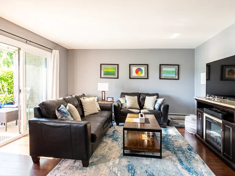 81 Richmond Blvd #1B — Photo 3
