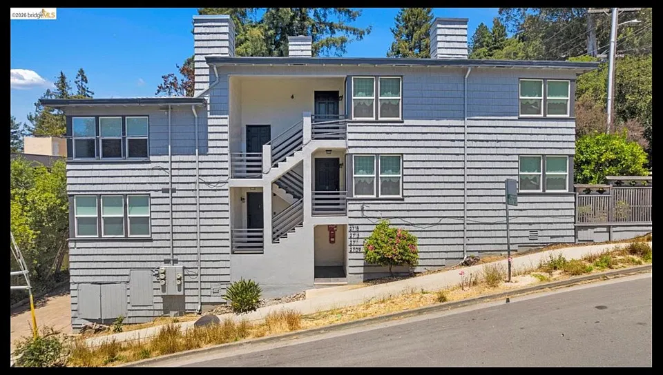 2713 Ridge Rd #4