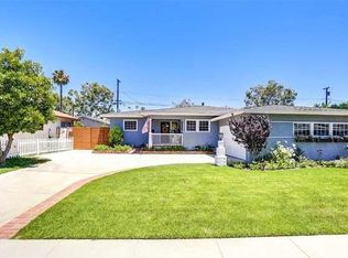 1902 Vuelta Grande Ave, Long Beach, CA 90815