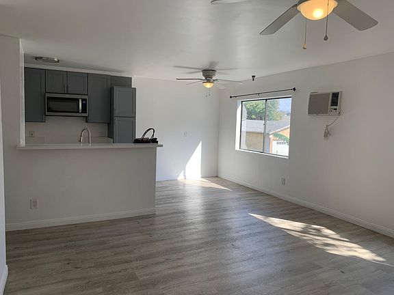 2nd image of 2110 Crenshaw Blvd APT 5