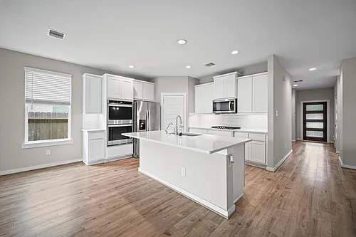 3042 Schultz Manor Ln Photo 1