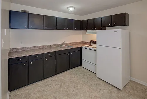 Vantage Apartments Photo 1