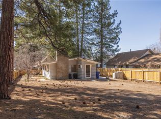 41410 Lahontan Dr, Big Bear Lake, CA 92315