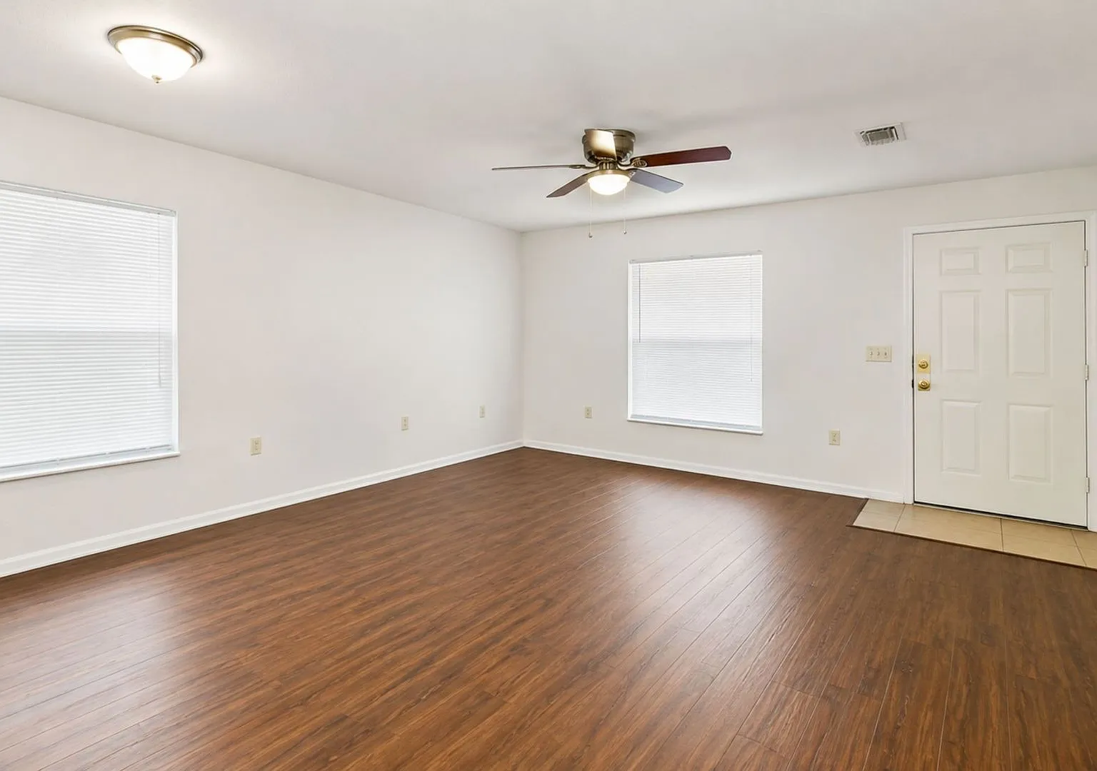 3 Bedroom, 2 Bathroom Home for Rent in Plant City! — Photo 3