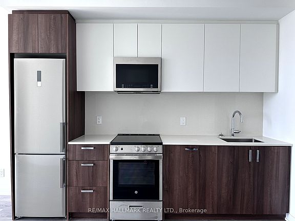 5th image of 1787 Saint Clair Ave W #1110