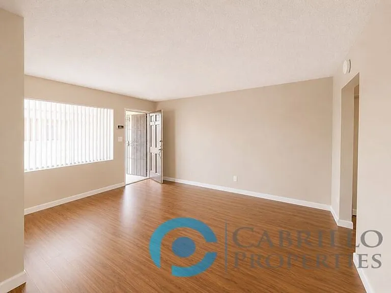 3522 Madison Ave #6 — Photo 3