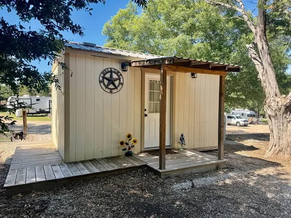 7360 E Us Highway 190, Lampasas, TX 76550