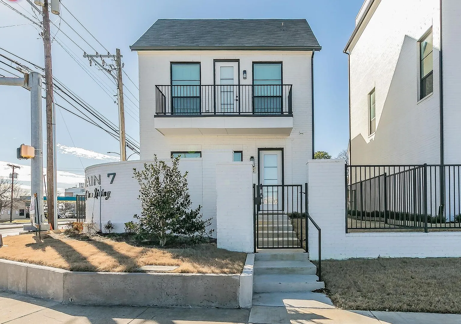Excellent 3 bedroom 2.5 bath in Arlington — Photo 1
