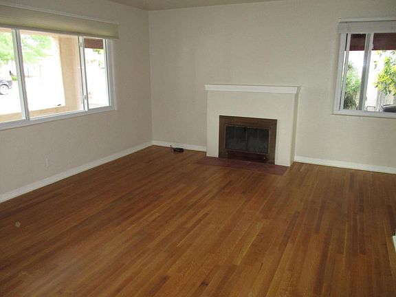 4th image of 1603 Hermosa Dr NE