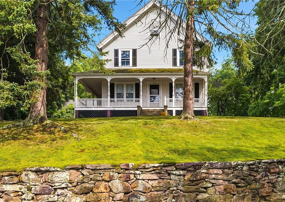 1st image of 3 Whipple Ave