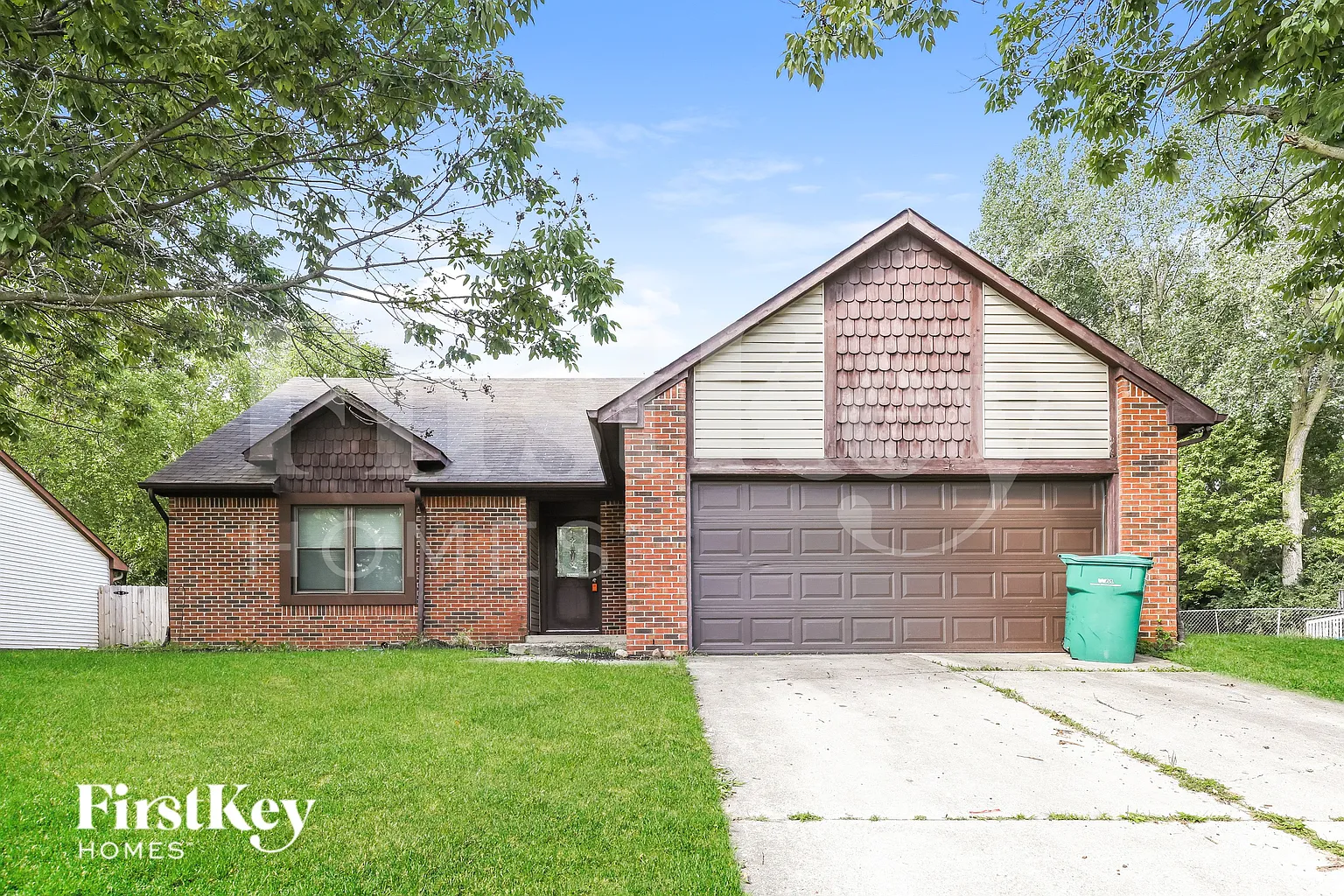 6824 Oak Lake Dr photo 1