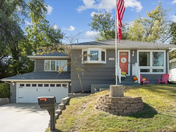 1401 Harold Dr SE, Cedar Rapids, IA 52403