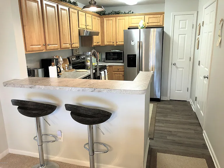 633 Spencer Farlow Dr #20 — Photo 10