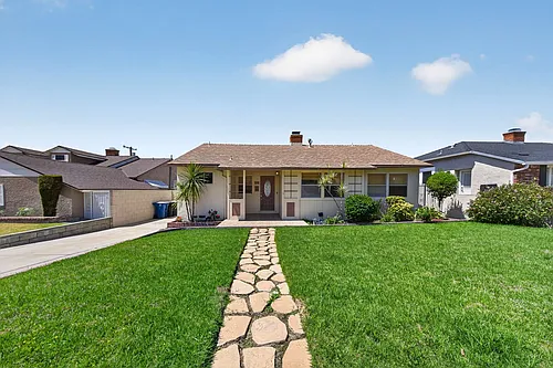 2025 Jolley Dr Photo 1