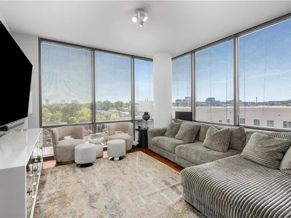 270 17th St NW Unit 813, Atlanta, GA 30363