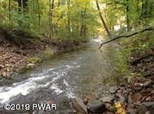 W Sarah St, Milford, PA 18337