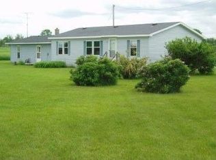 11405 Claywood Rd, Gillett, WI 54124