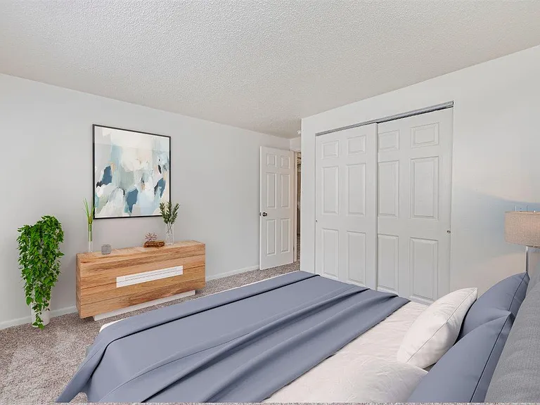 Perinton Manor Apartment Homes — Photo 9