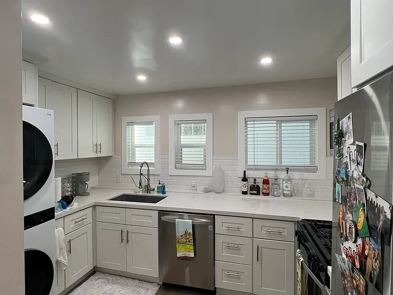 2416 Ozone Ct — Photo 5