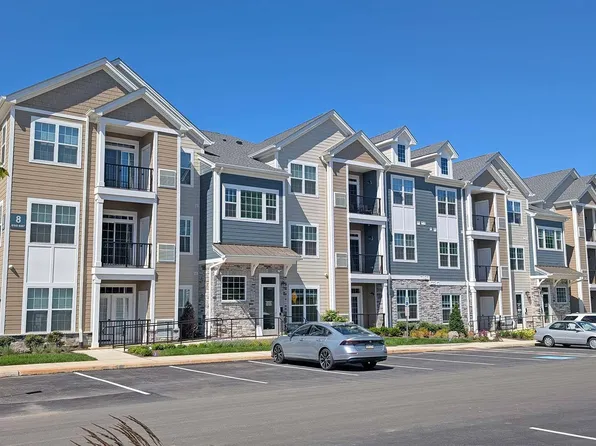 Trailside Village
