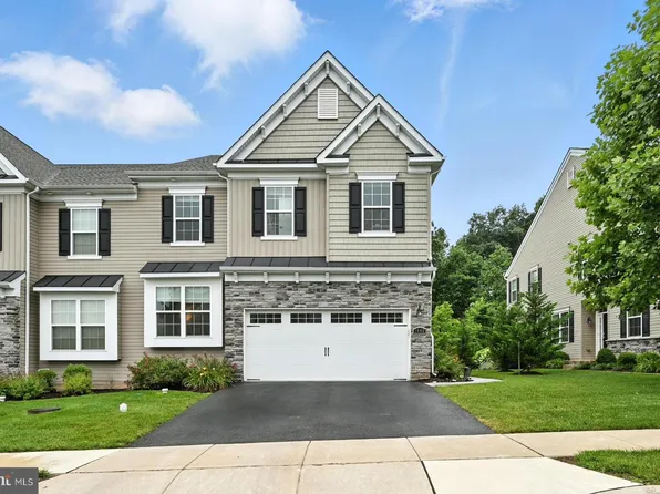 1446 Roswell Ln, West Chester, PA 19380