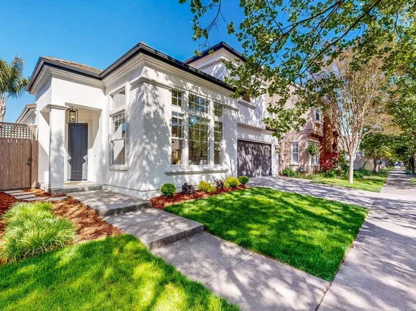 394 Dove Lane, Petaluma, CA 94954