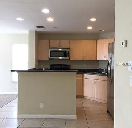 3rd image of 55 16th St S