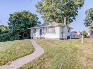 2209 Orchard Blvd, Alton, IL 62002