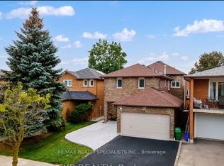 659 Roselaire Trl UNIT 1, Mississauga, ON L5R 3C6