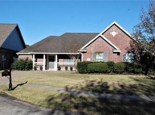 407 Friends Knoll Ln, Friendswood, TX 77546