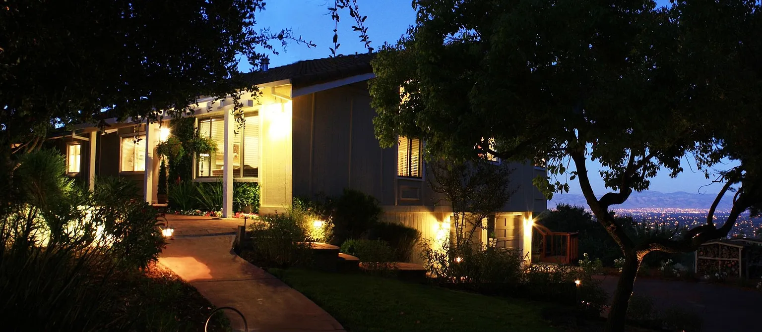 11700 Regnart Canyon Dr photo 1