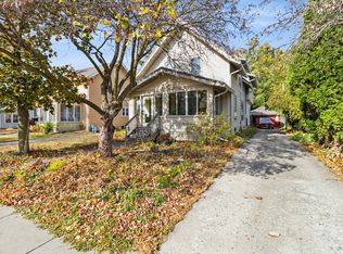 711 9th St, Ames, IA 50010