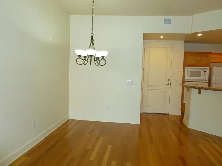 59 E Agate Ave #309 — Photo 6