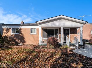 23462 Filmore St, Taylor, MI 48180