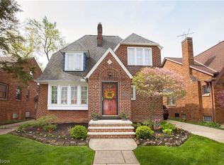 17101 Laverne Ave, Cleveland, OH 44135