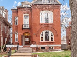 5089 Westminster Pl, Saint Louis, MO 63108
