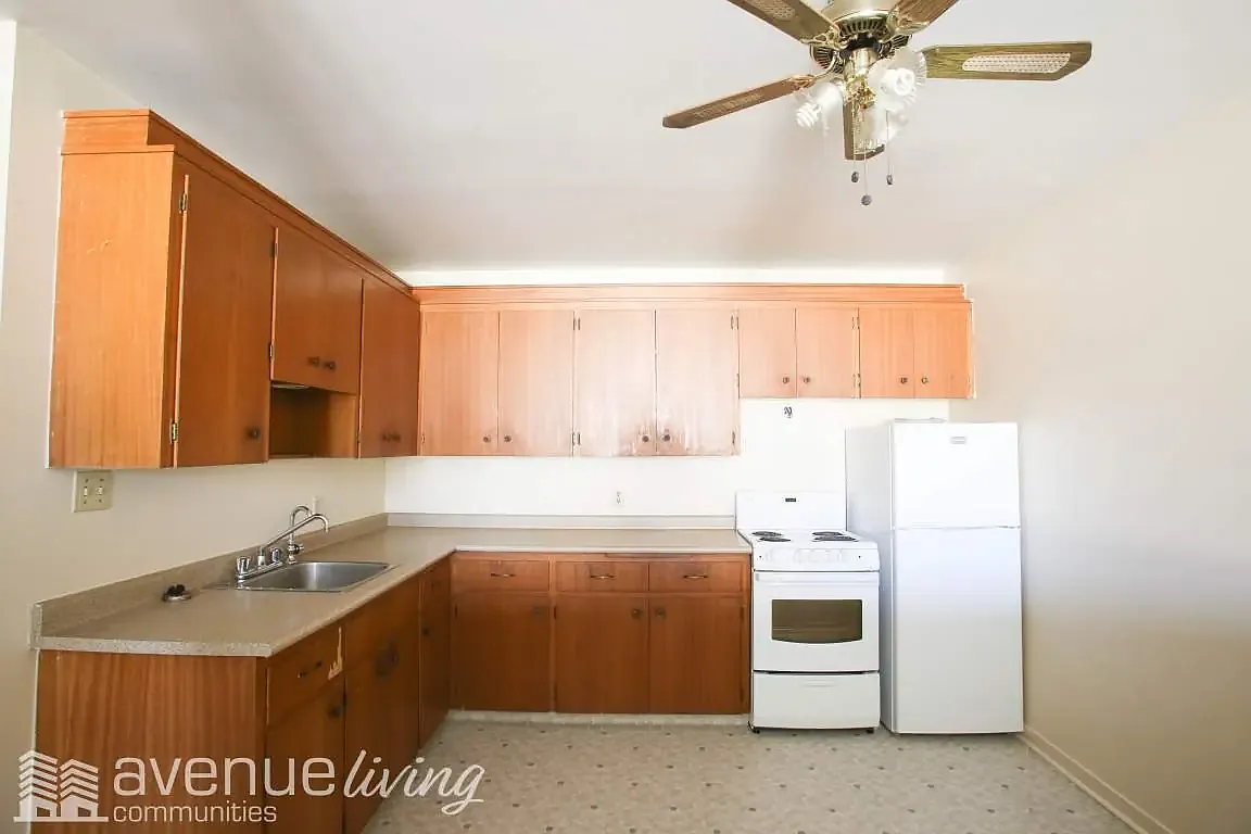 Angus Place — Photo 2