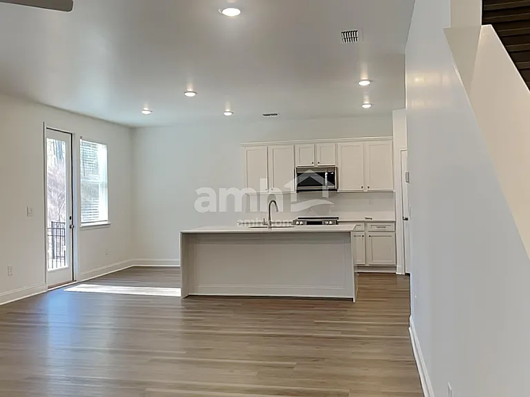 1459 Aquamarine Dr — Photo 6