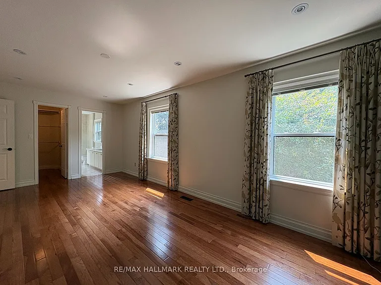34 Theobalds Cir — Photo 12