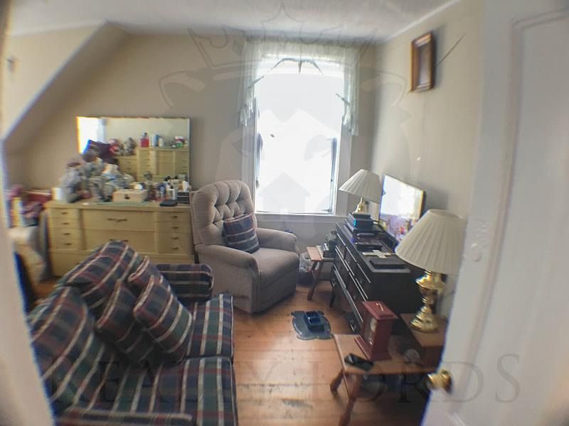 2nd image of 19 Higgins St #3