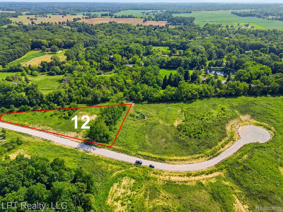 1st image of 9551 Creekside Dr