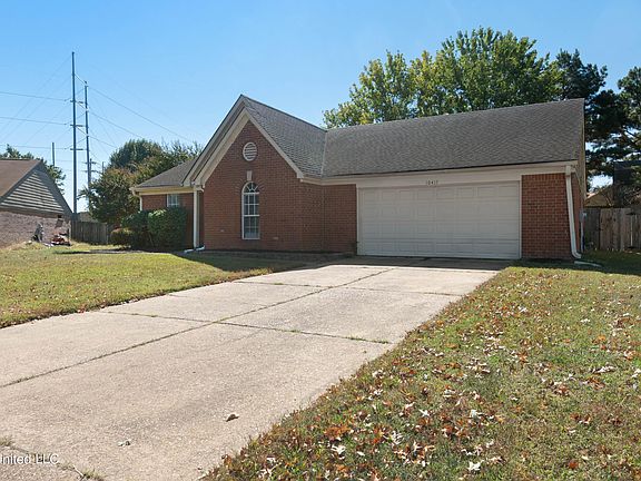 2nd image of 10417 Amanda Dr