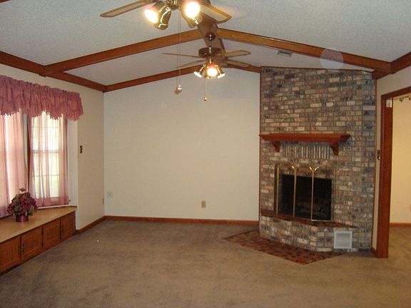 5th image of 2719 W 36th Ave