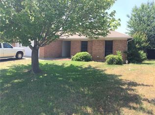 787 Beverly Dr, Terrell, TX 75160