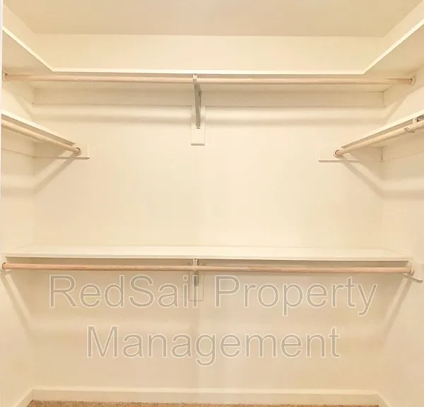 500 Windward Dr — Photo 15