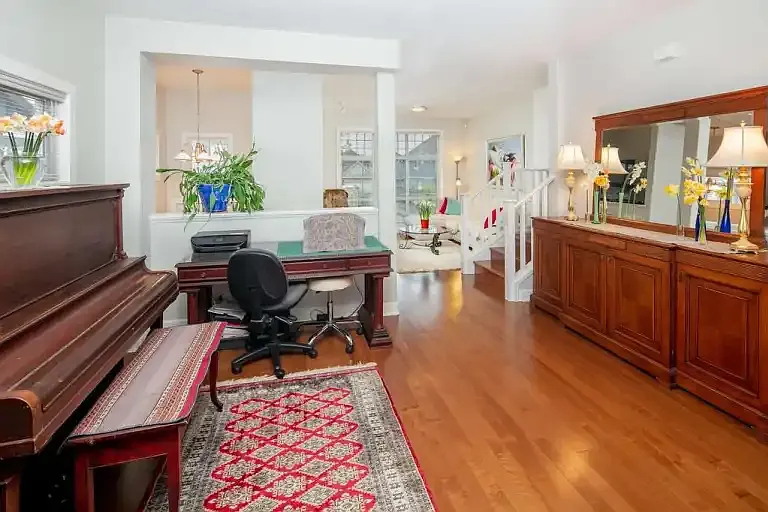 12333 English Ave #13 — Photo 4