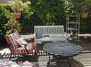 17 Rock Spgs, Irvine, CA 92604