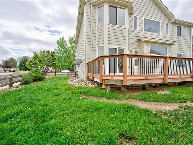 11572 Pine Hill St — Photo 43